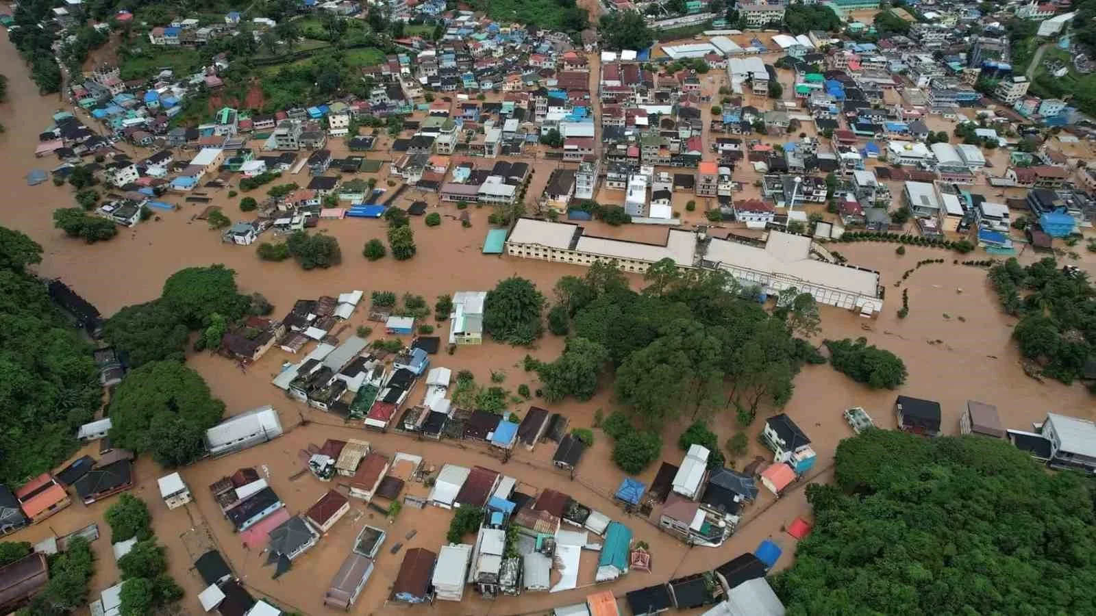 Tayland’ı vuran Yagi Tayfunu’nda can kaybı 43’e yükseldi