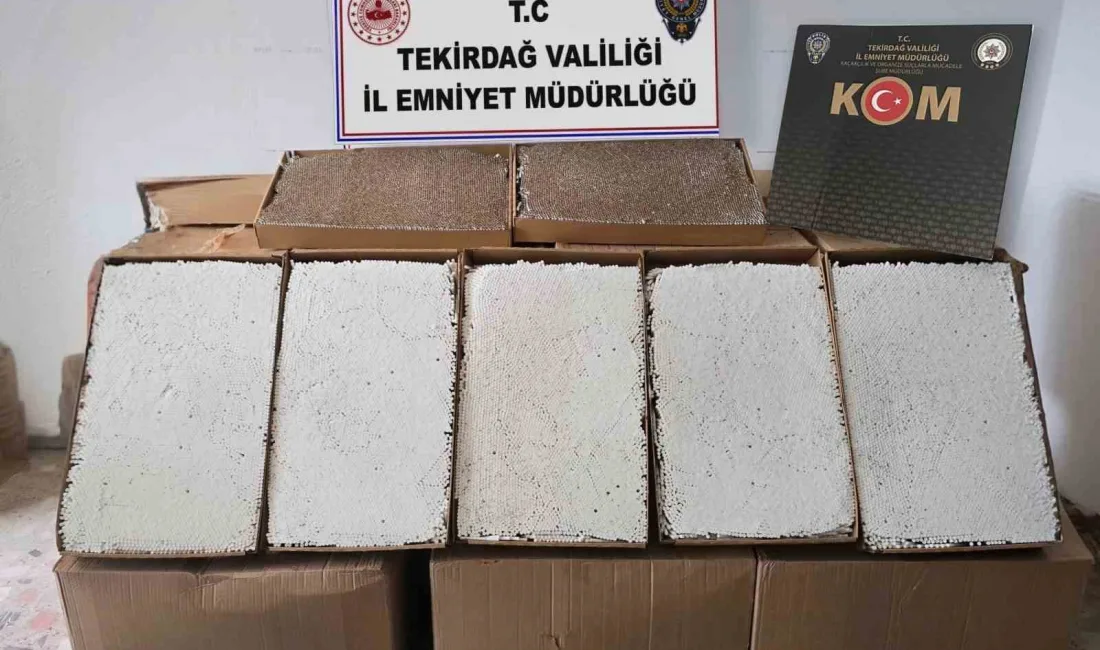 ÇERKEZKÖY'DE DURDURULAN BİR ARAÇTA 450 BİN DOLDURULMUŞ MAKARON ELE GEÇİRİLDİ.