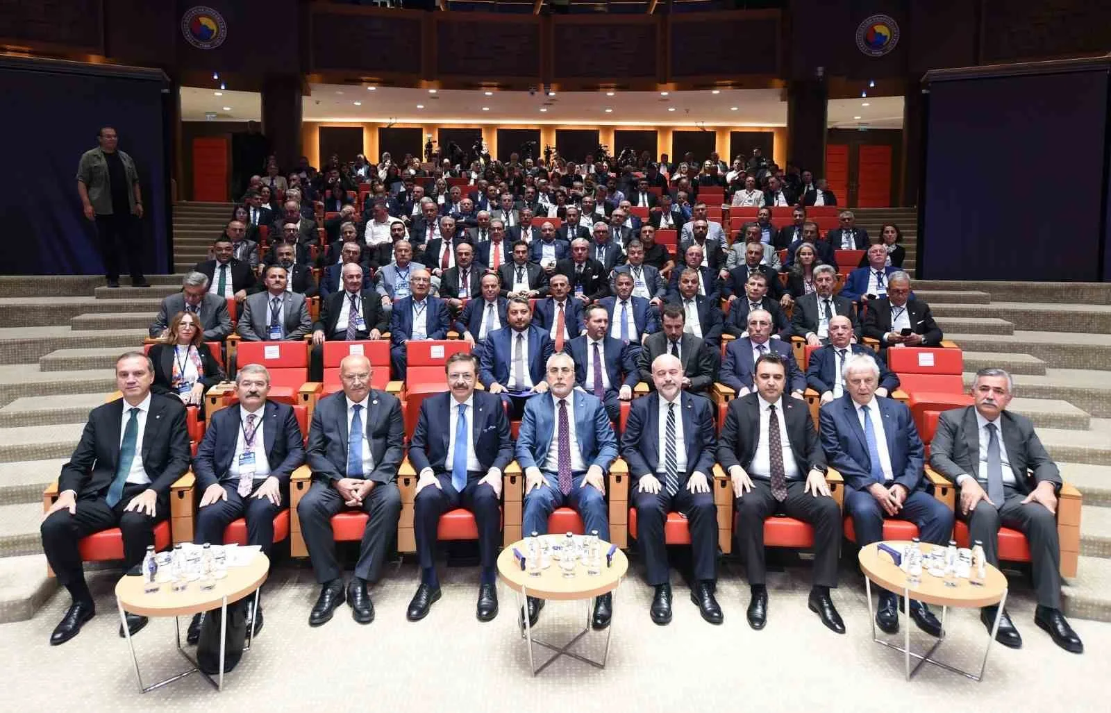 TÜRKİYE ODALAR VE BORSALAR BİRLİĞİ BAŞKANI RIFAT HİSARCIKLIOĞLU, “ÇALIŞANLARIMIZIN ALACAKLARI