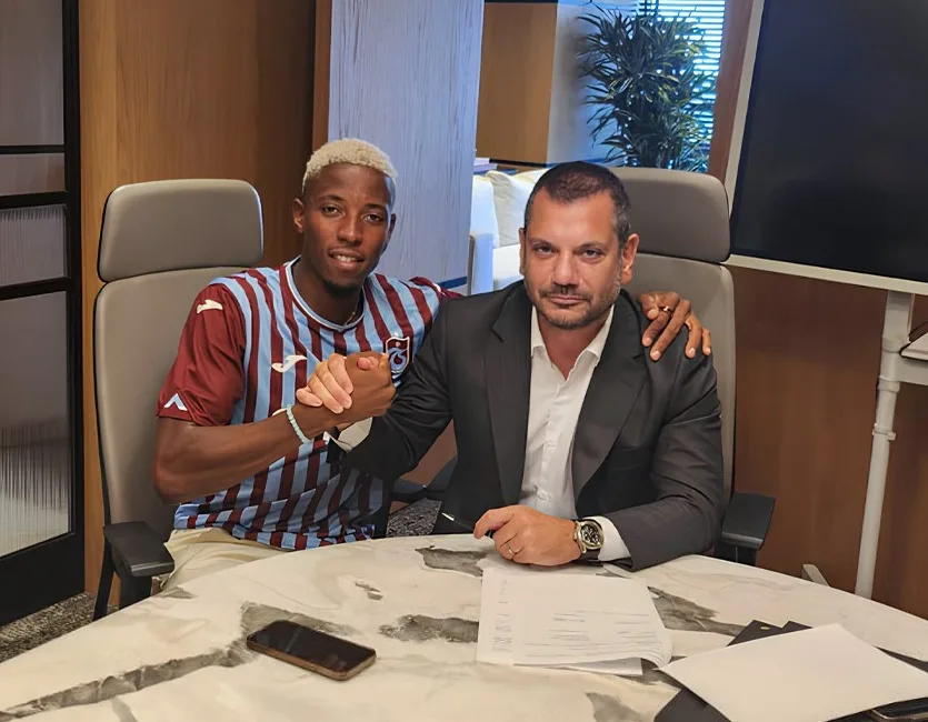 TRABZONSPOR, YENİ TRANSFERİ DEMOKRATİK