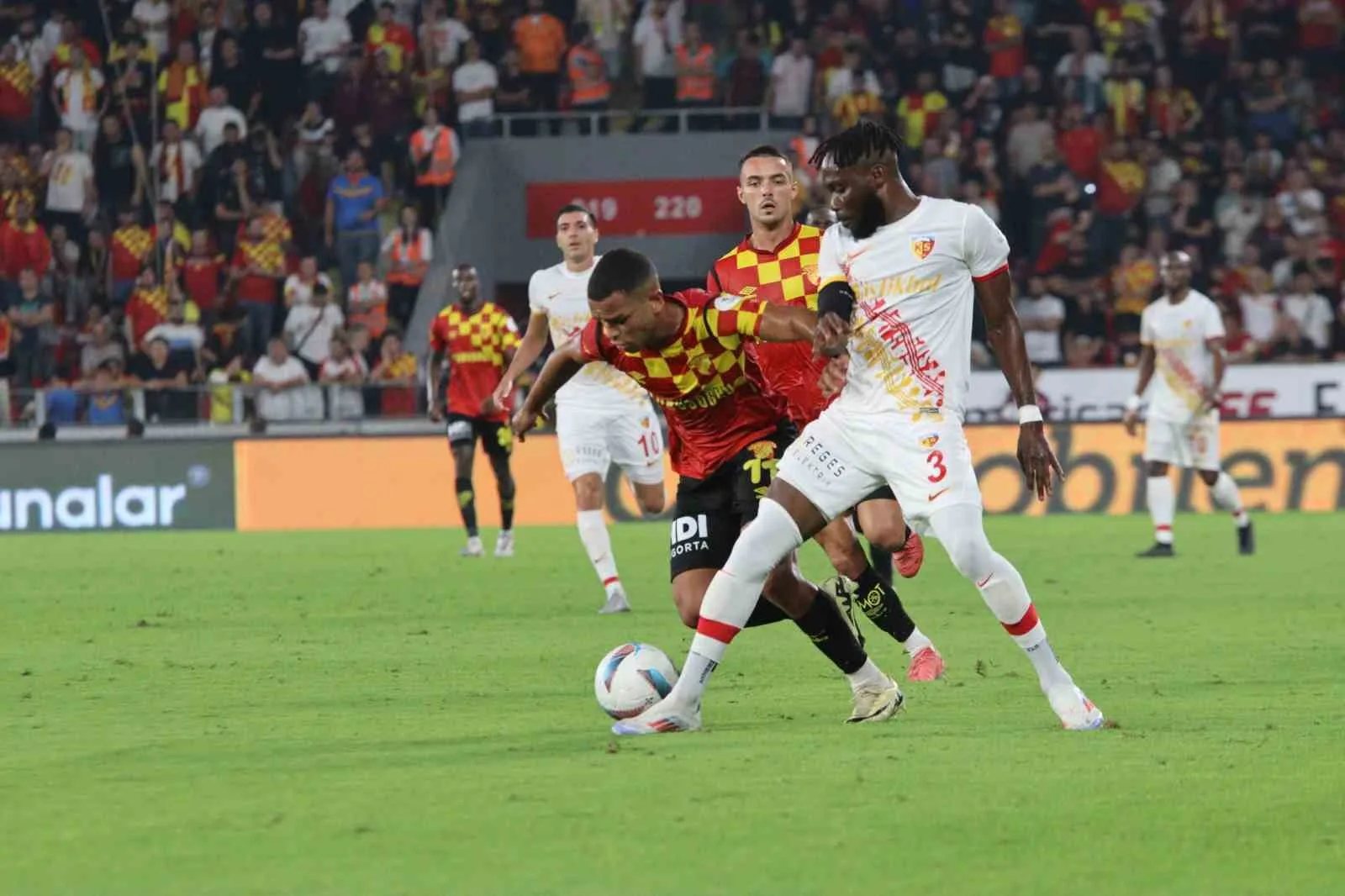 Trendyol Süper Lig: Göztepe: 3 – Kayserispor: 0  (Maç sonucu)