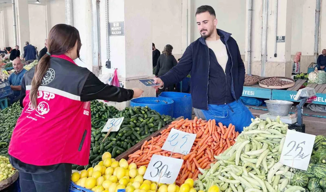 YOZGAT'TA HALK PAZARI’NDA KADINA