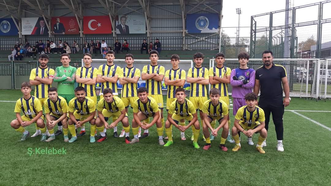 İlk maçta 3 puan. Alacahırkaspor-İnegöl Doğanspor: 1-3