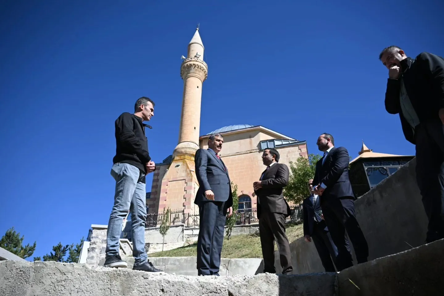 Abdurrahman Gazi’de çevre düzenlemesi sürüyor