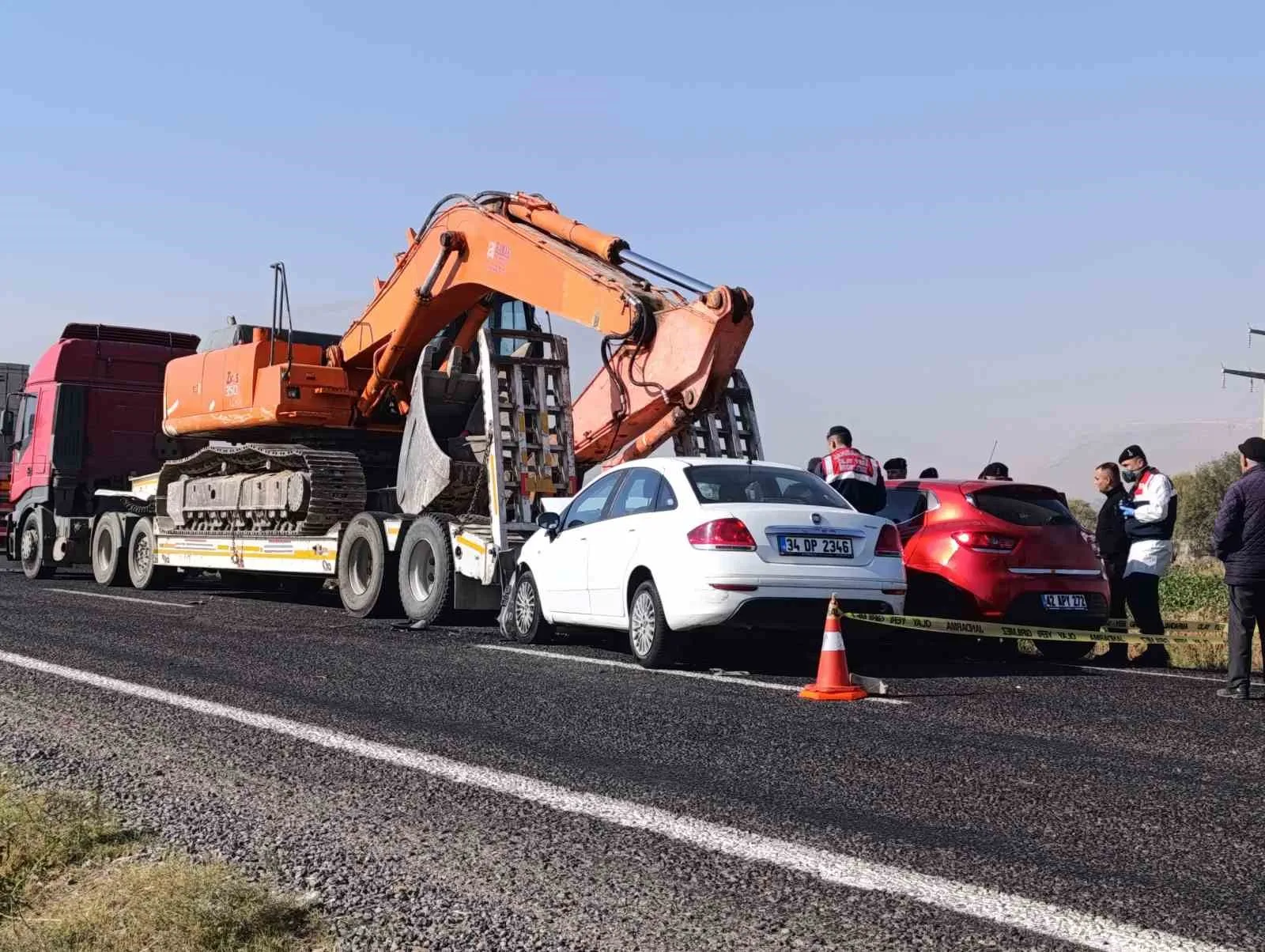 Afyonkarahisar’da zincirleme trafik kazası: 9 yaralı