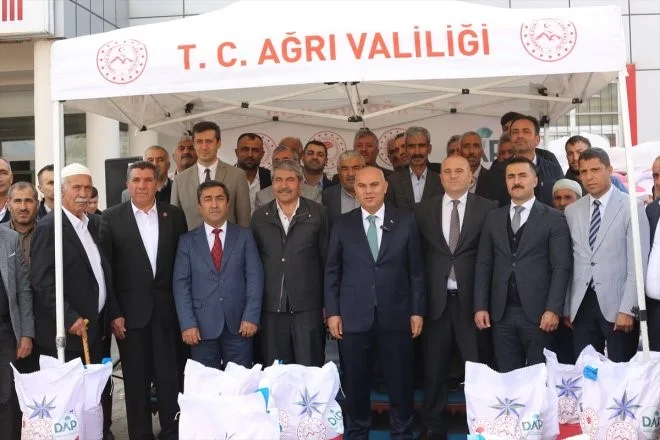 Ağrı’da yüzde 70 hibe ile 300 ton sertifikalı buğday tohumu dağıtıldı