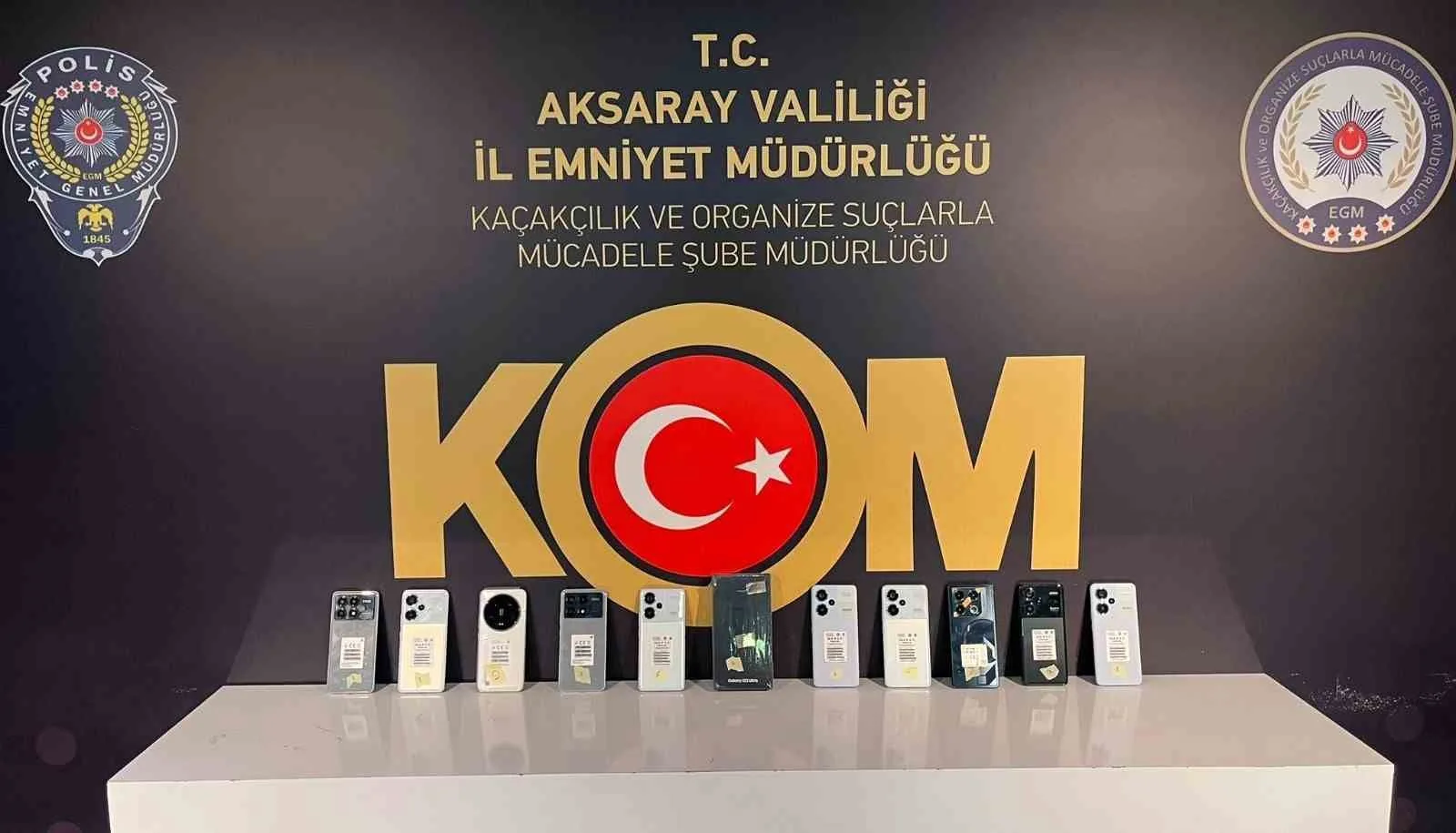 Aksaray’da iş yerinde 11 adet kaçak cep telefonu ele geçirildi