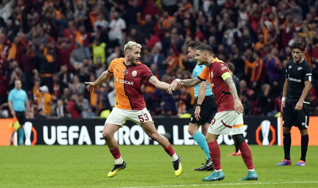 GALATASARAYLI FUTBOLCU BARIŞ ALPER