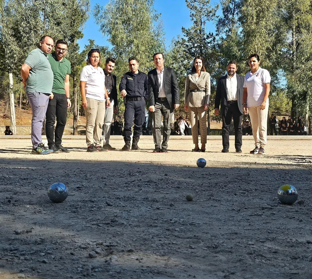 Bocce turnuvası renkli görüntülerle tamamlandı