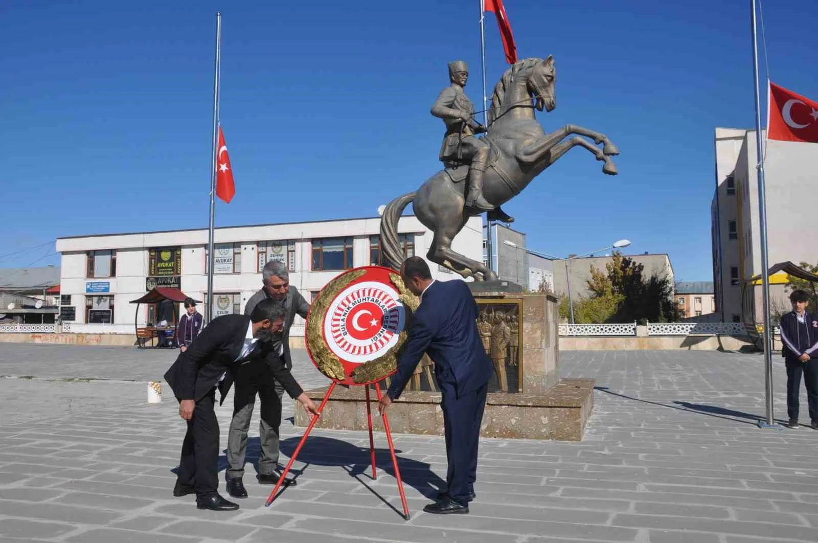 Bulanık’ta ‘Muhtarlar Günü’ kutlandı