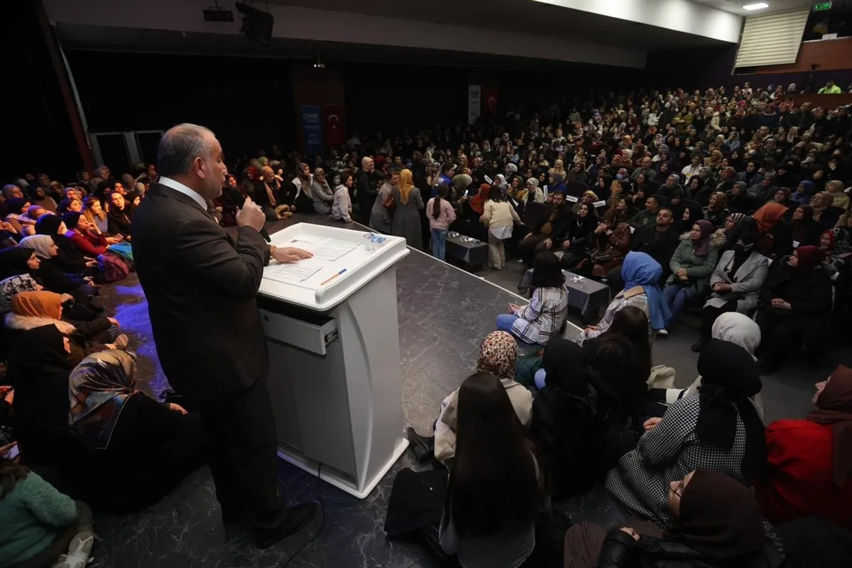 Canik’te “Kudüs Bize Ne Söyler” konferansı