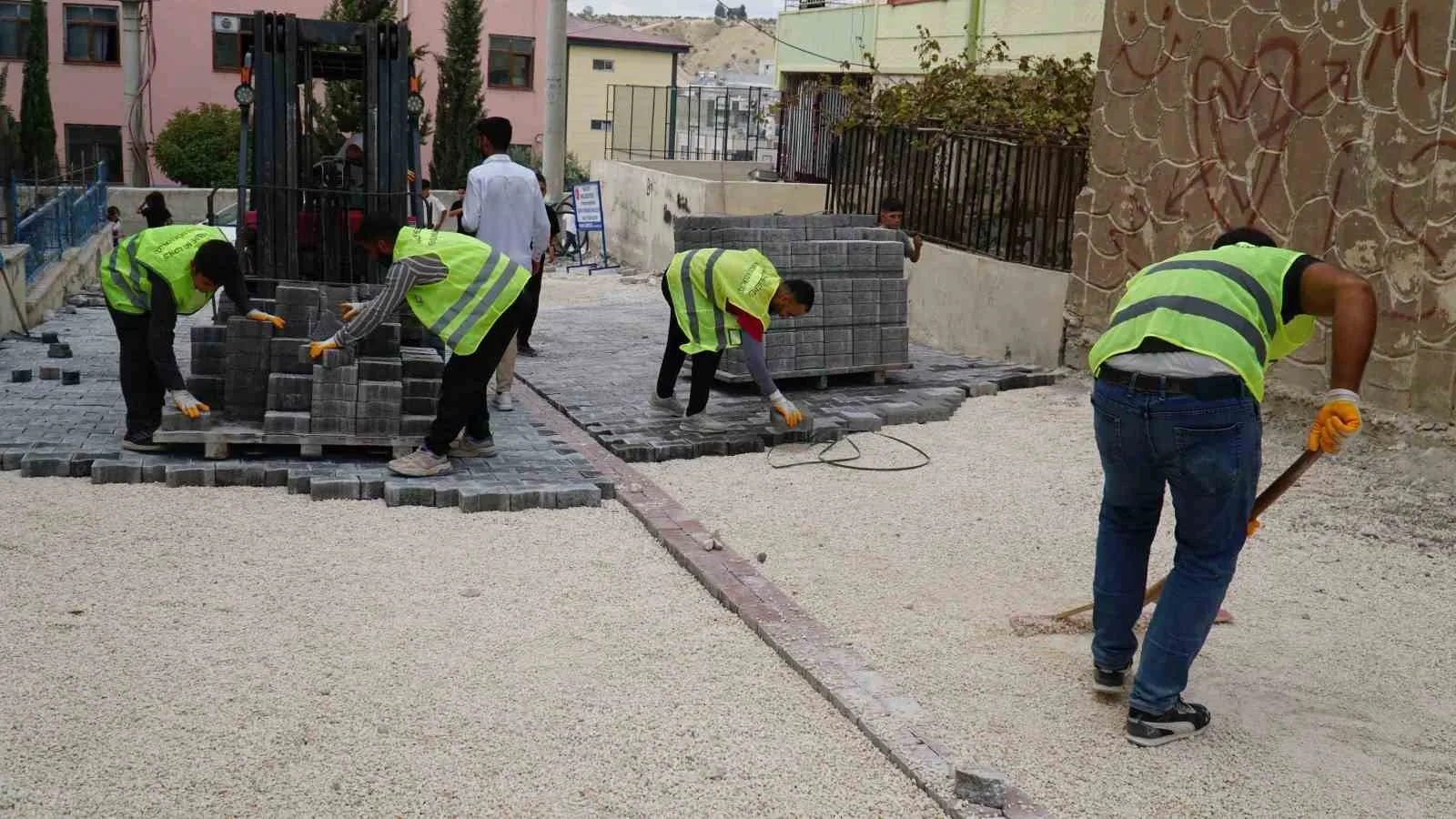 Devteyşti ve Süleymaniye’de üstyapı çalışması sürüyor