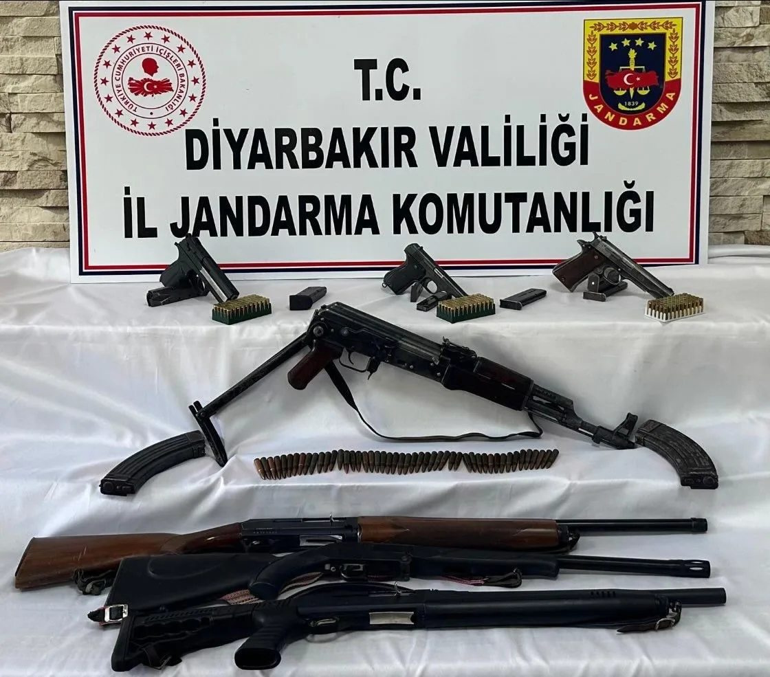 Diyarbakır’da kaçak silah operasyonu