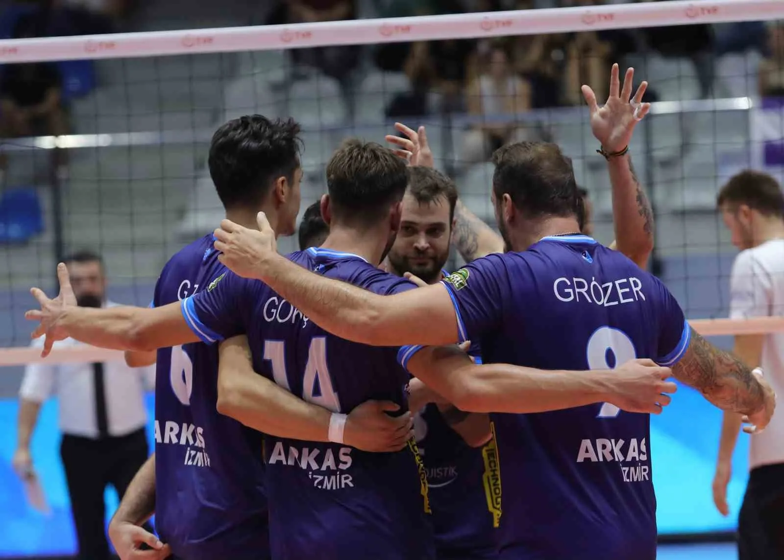 Efeler Ligi: Cizre Belediyespor: 3 – Arkas Spor: 2