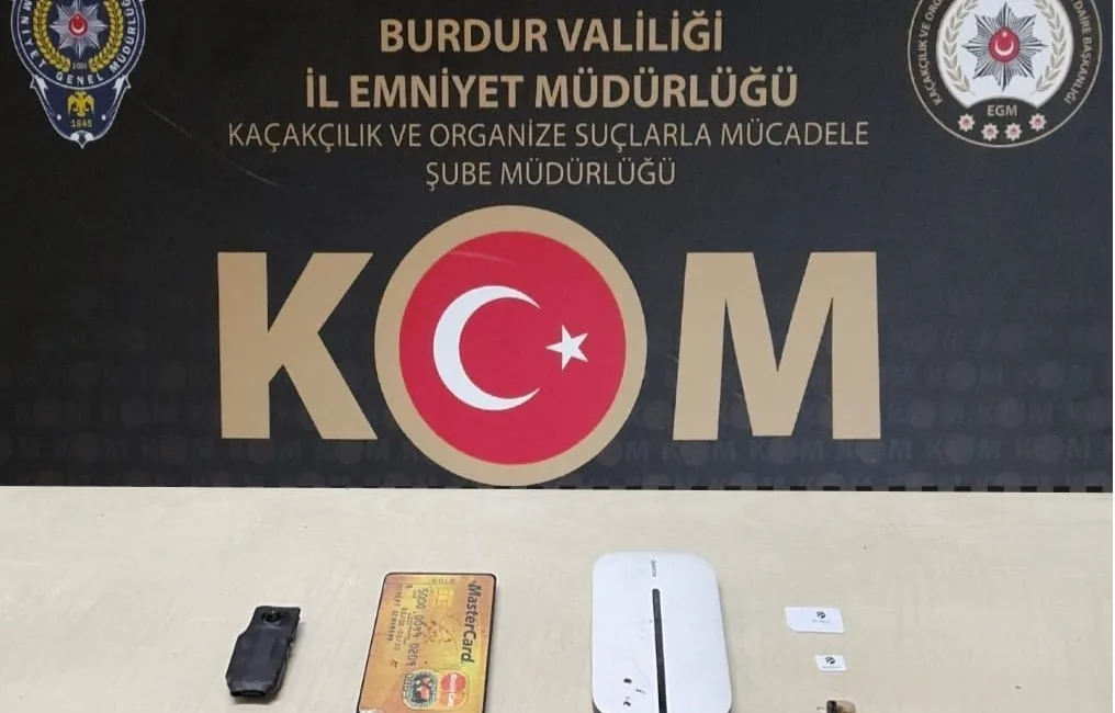 BURDUR’DA EHLİYET SINAVINA ÜZERİNDE