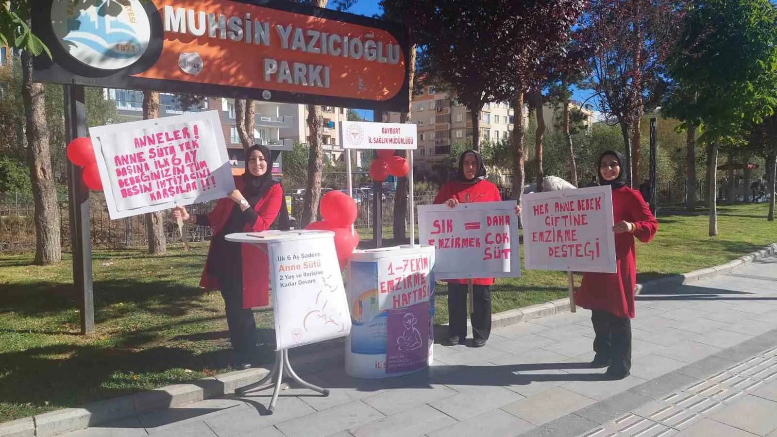 Emzirme Haftası dolayısıyla stant açılarak anne sütünün önemi anlatıldı