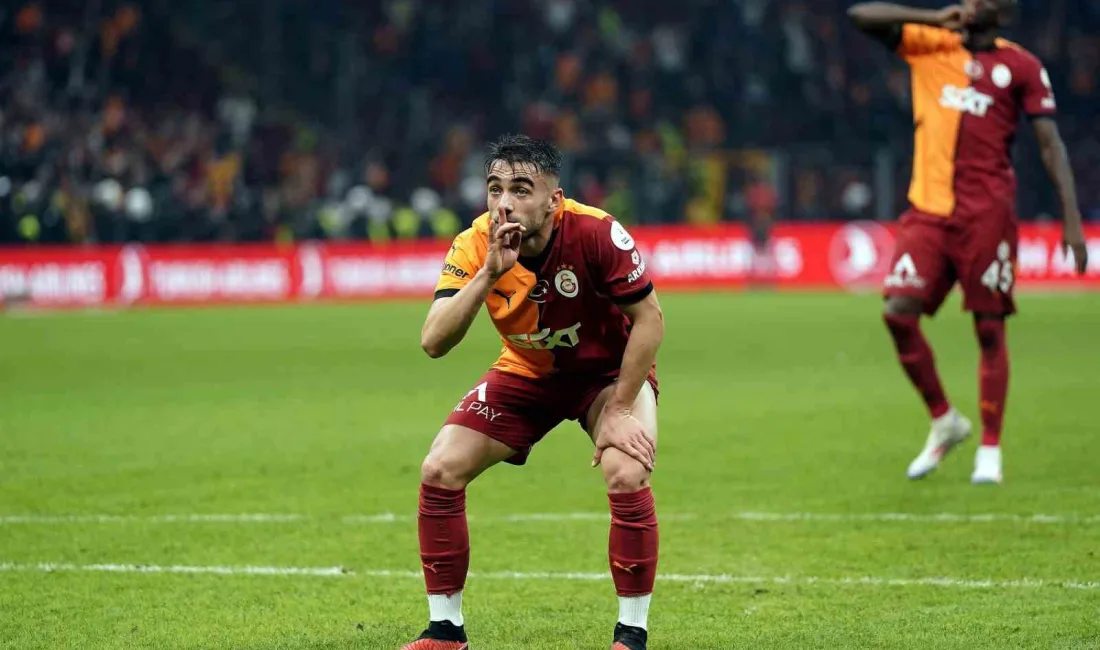 GALATASARAYLI FUTBOLCU YUNUS AKGÜN,