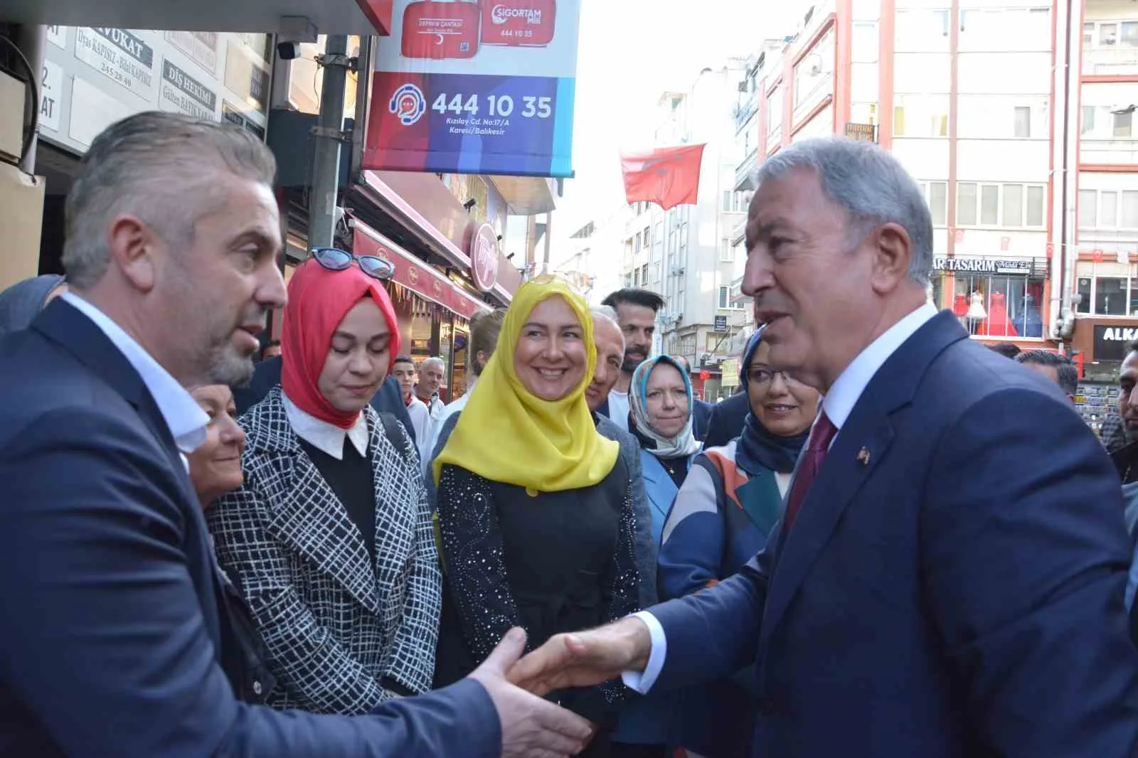 Hulusi Akar: “Tek mücadelemiz teröristlerle, amacımız sadece terörü ortadan kaldırmak”