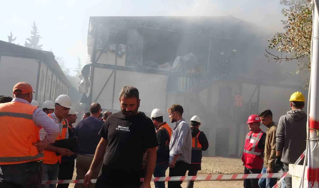 KAHRAMANMARAŞ’TA DEPREM KONUTLARINDA ÇALIŞAN