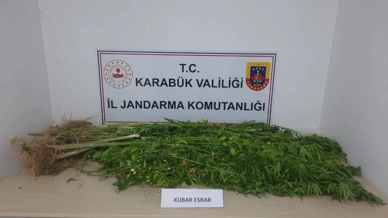 Karabük’te 11 kilo 800 gram kubar esrar ele geçirildi