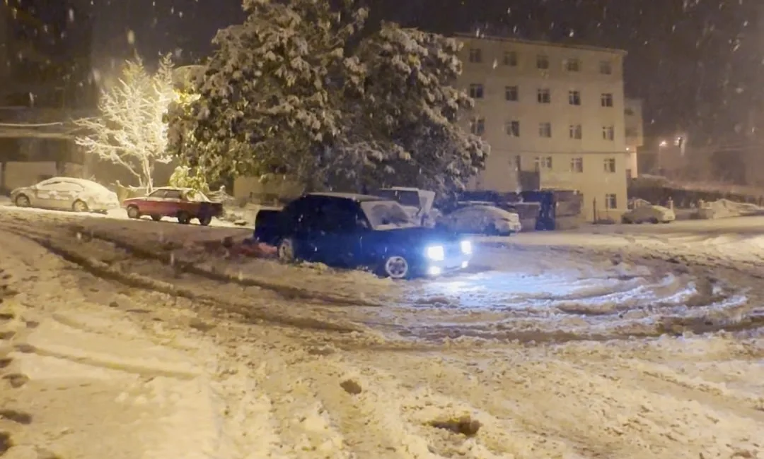 ORDU’NUN AKKUŞ İLÇESİNDE KARLA