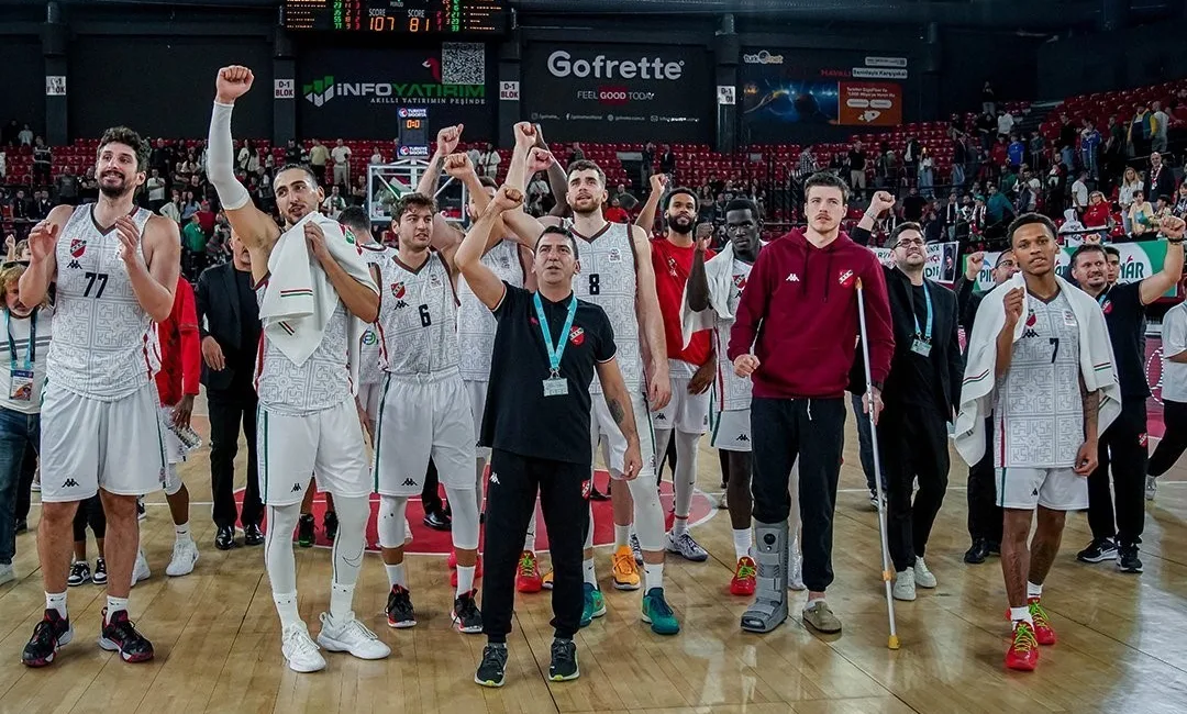 KARŞIYAKA, BASKETBOL SÜPER LİGİ’NİN