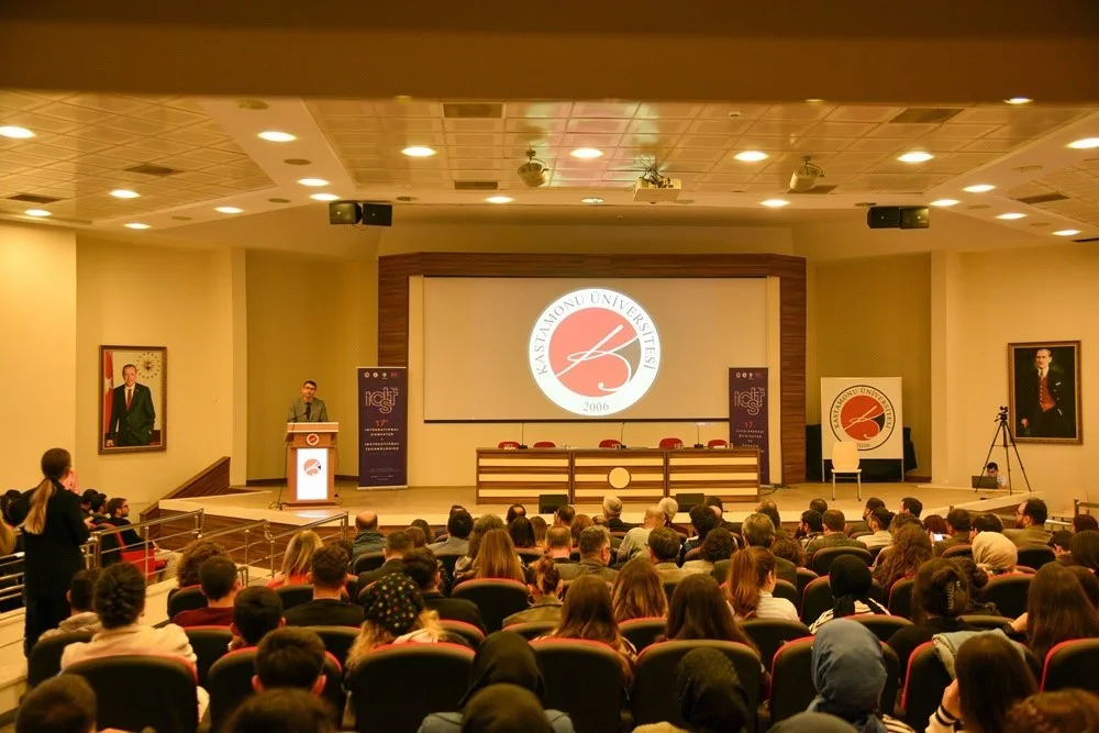 Kastamonu Üniversitesi’nde eğitim alanındaki teknolojik değişim ele alındı