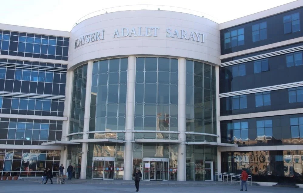 KAYSERİ’DE ORTAOKULA KADAR ENİŞTESİ