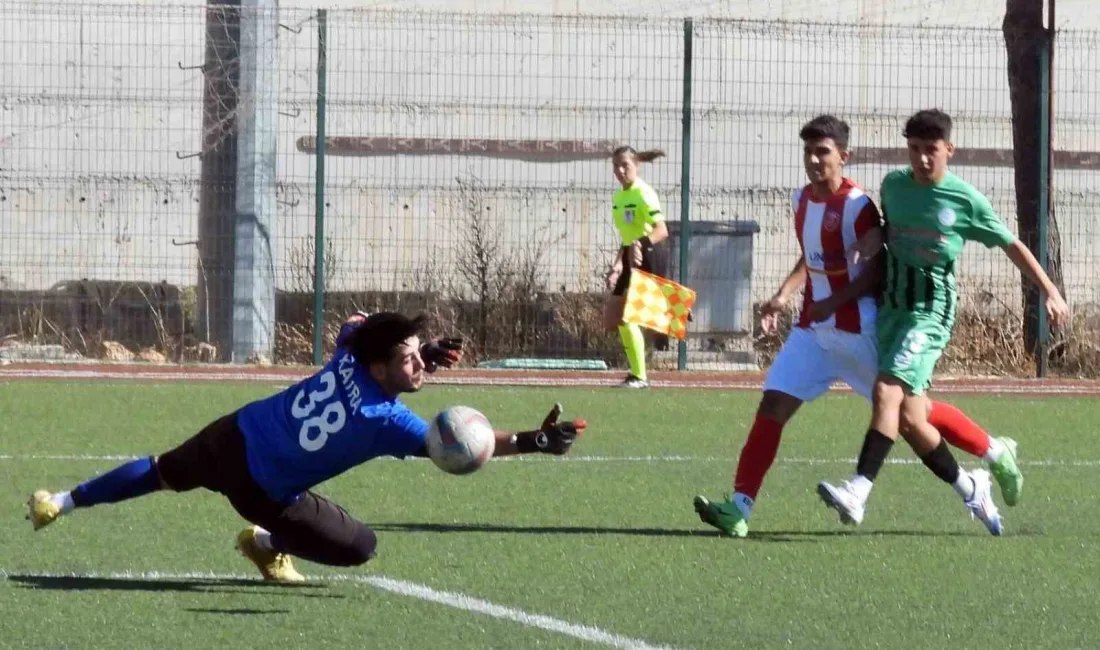 ŞAMPİYONLUK YOLUNDA KAYIPSIZ YOLUNA