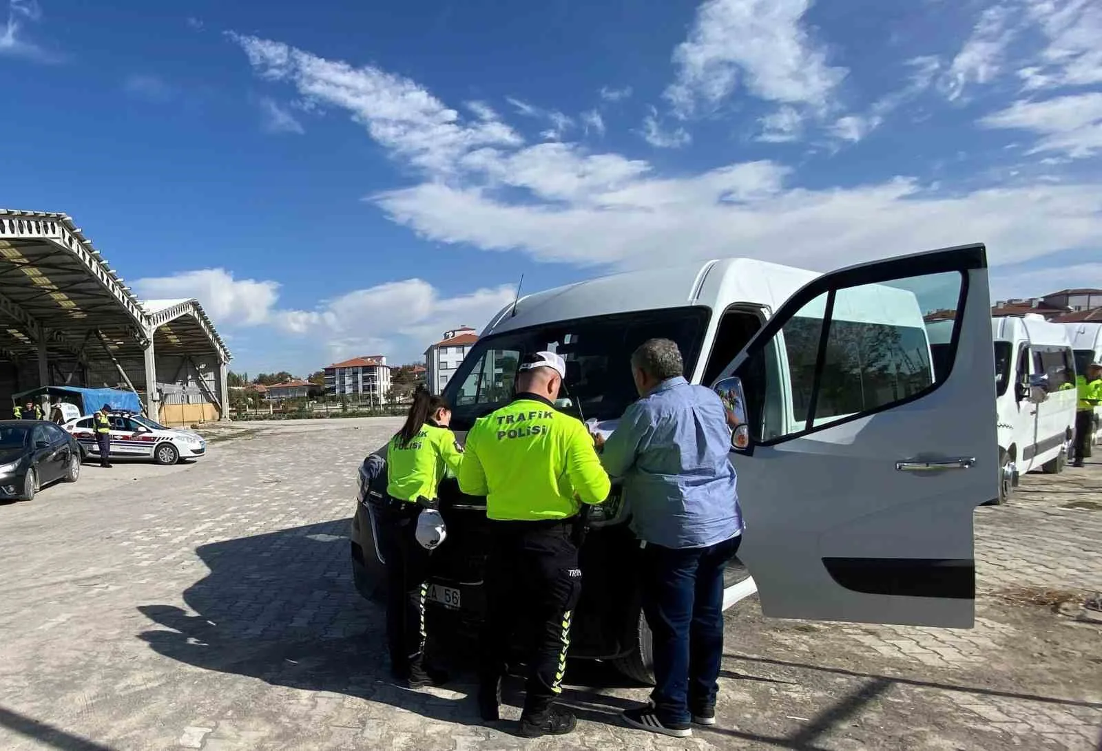 Kulu’da okul servislerine denetim