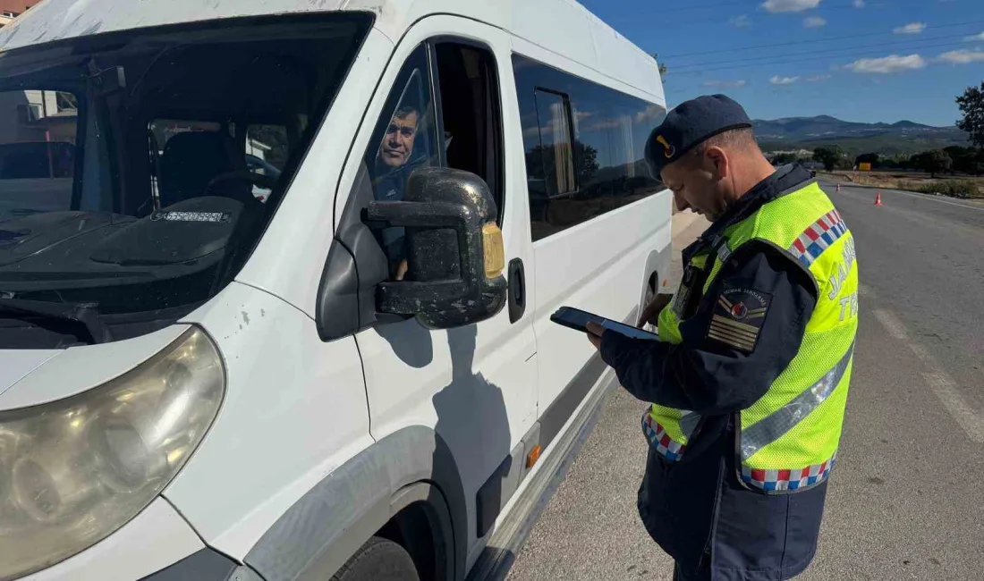 KÜTAHYA’DA JANDARMA TRAFİK TİMLERİNCE