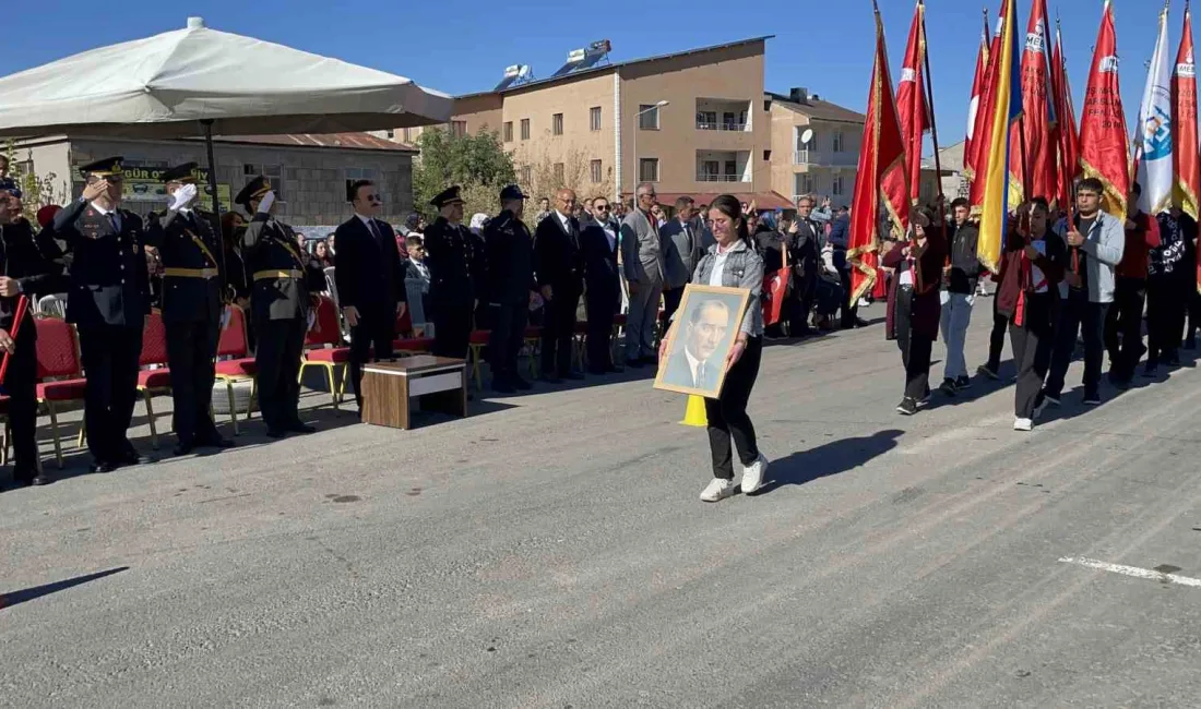 MUŞ'UN MALAZGİRT İLÇESİNDE CUMHURİYET'İN