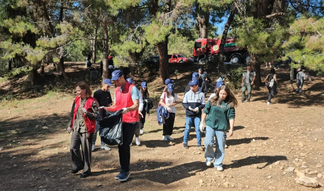 MERSİN'DE, GENÇLERİN VE GÖNÜLLÜLERİN