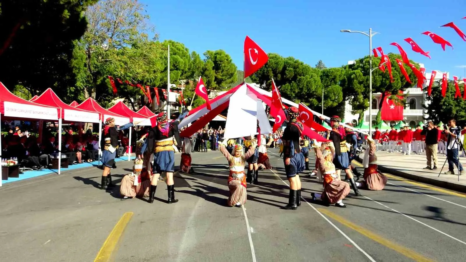 Muğla’da cumhuriyetin 101. yılı coşkuyla kutlandı