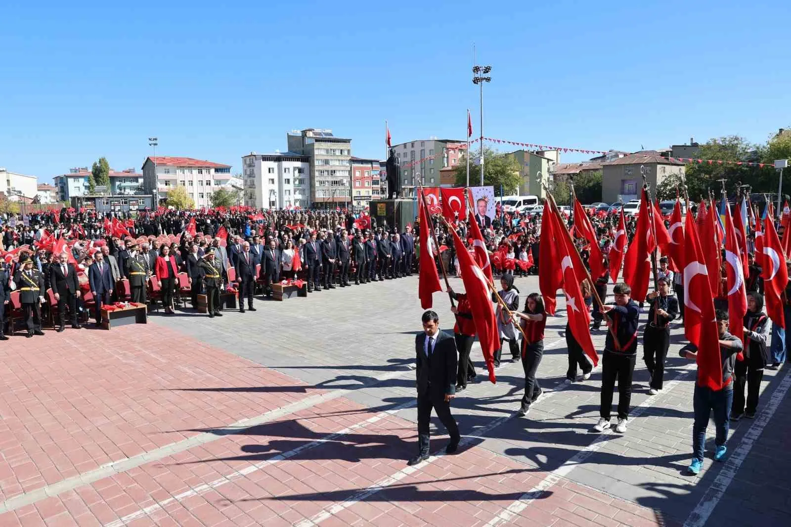 Muş’ta Cumhuriyetin 101. yıl coşkusu