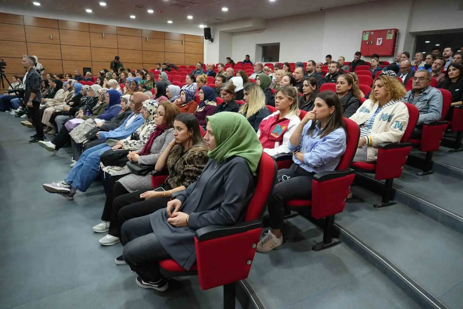 Narkotik polisinden annelere uyarı: “Çocuklarınız bu kelimeleri söylüyorsa kulak kabartın”