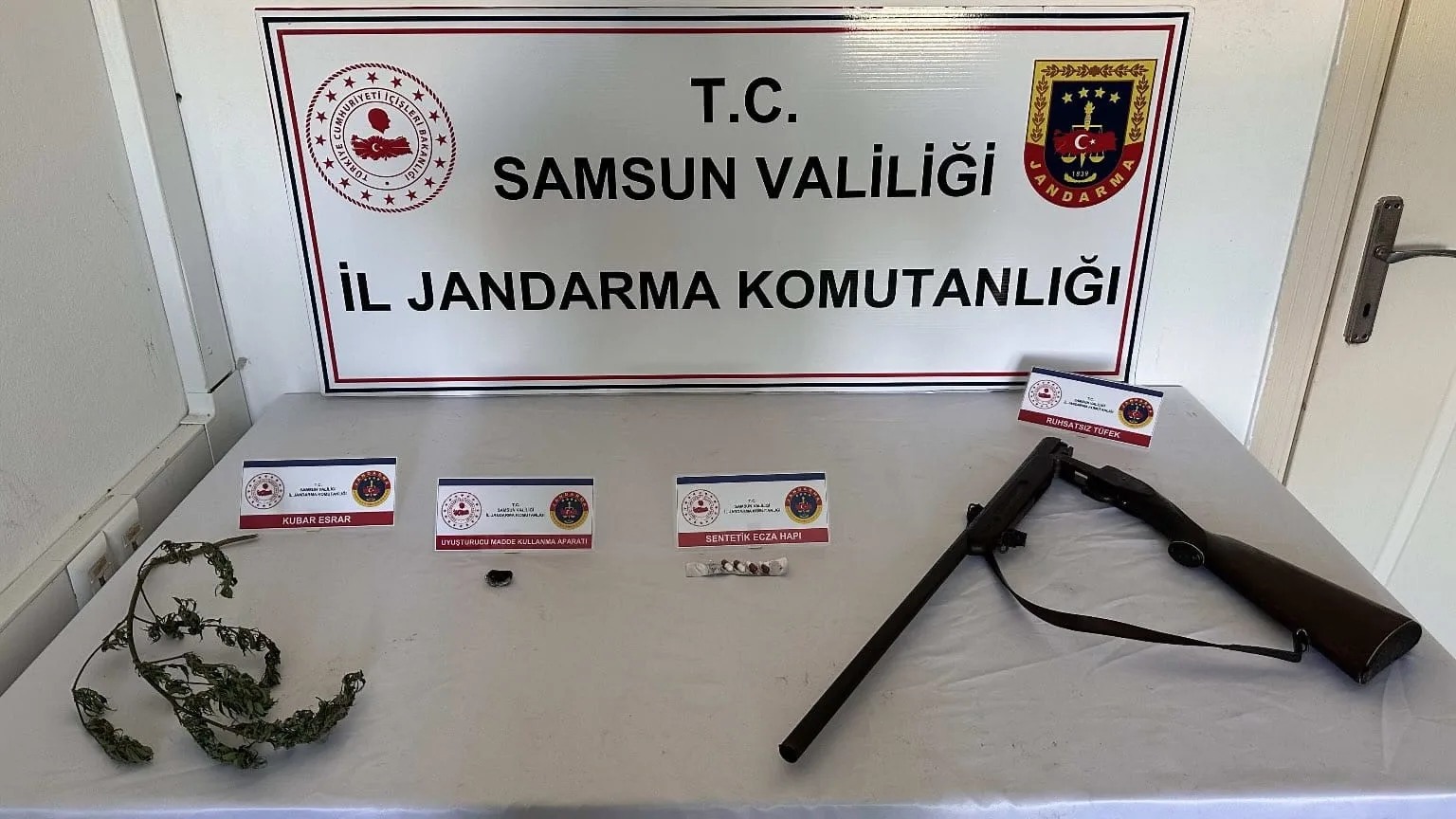 Samsun’da 14 yıl hapis cezası bulunan 2 kişi yakalandı