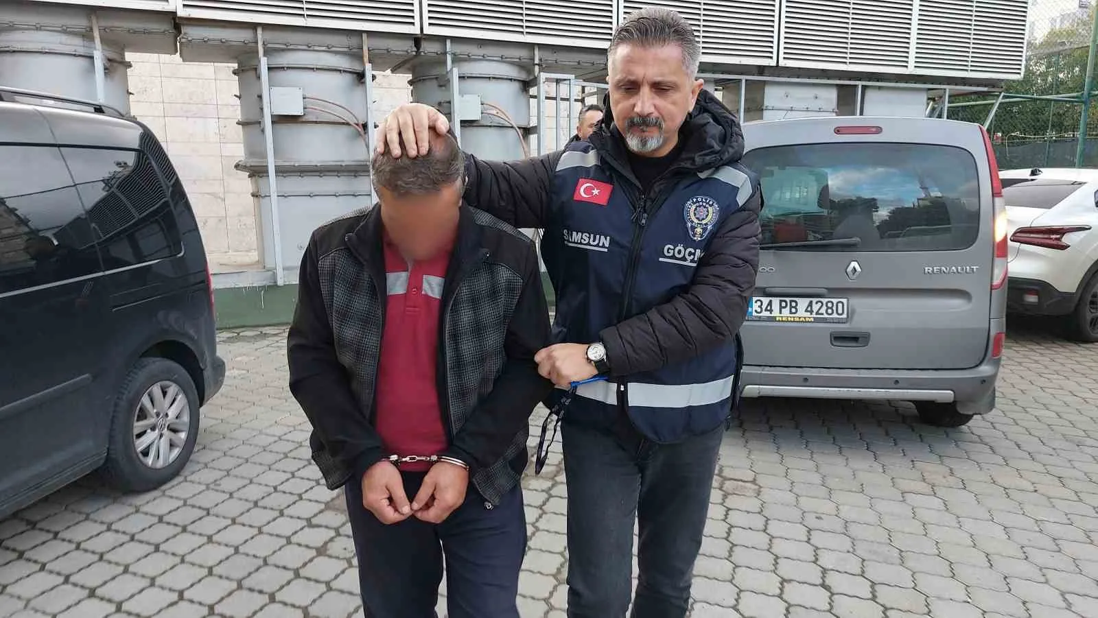 Samsun’da bir tırda 40 kaçak göçmen yakalandı: Tır sürücüsü gözaltına alındı