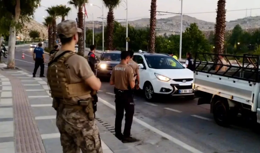 ŞANLIURFA'DA GERÇEKLEŞTİRİLEN ASAYİŞ UYGULAMASINDA,