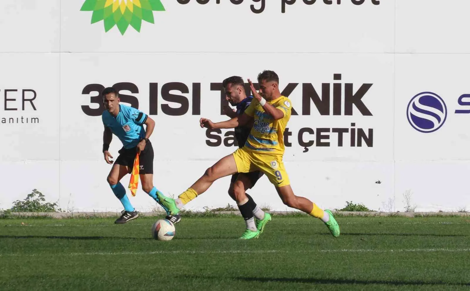 TFF 2. Lig: Belediye Derincespor: 1 – Erbaaspor: 1