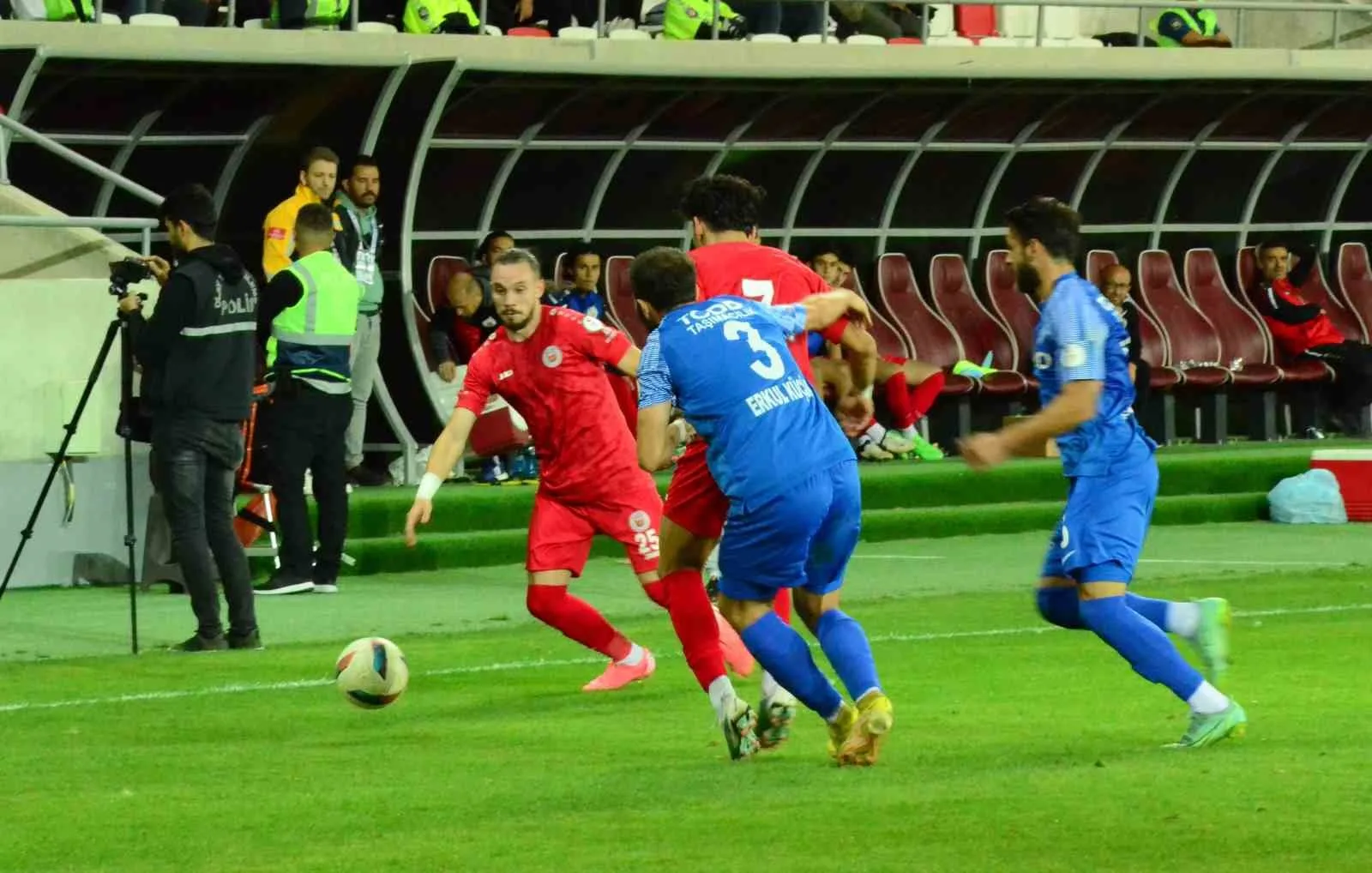 TFF 2. Lig: Karaman FK: 0 – Ankara Demirspor: 1