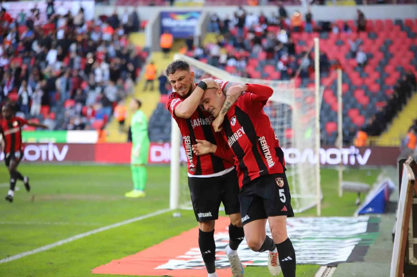 Trendyol Süper Lig: Gaziantep FK: 1 – Konyaspor: 1 (İlk yarı)