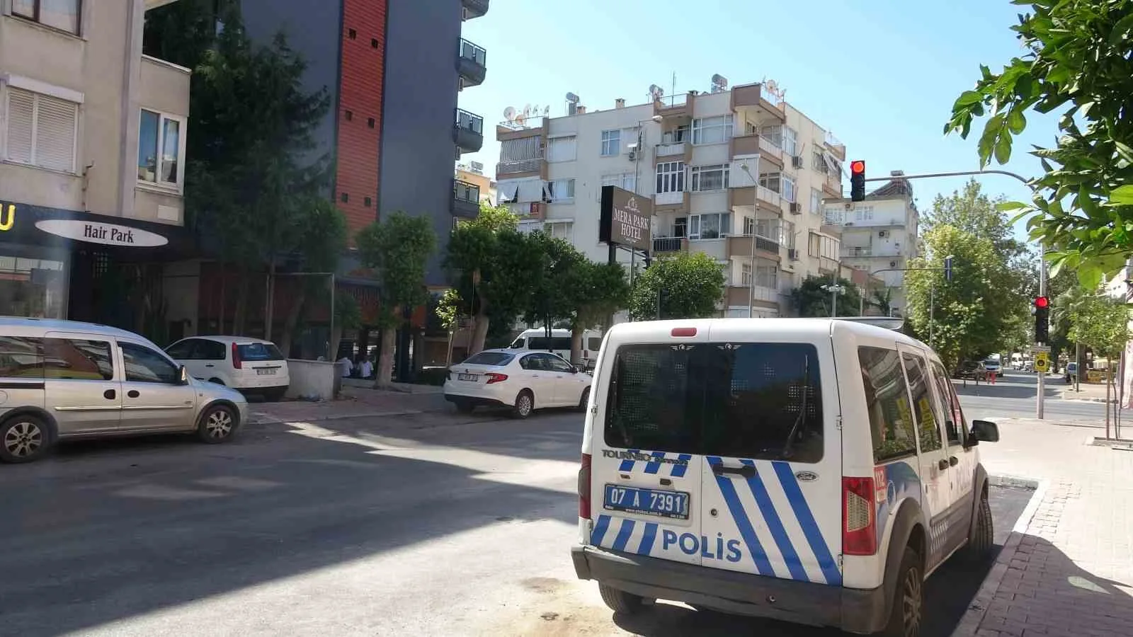 Ulaşılamayan gencin cansız bedeni hotel odasında bulundu