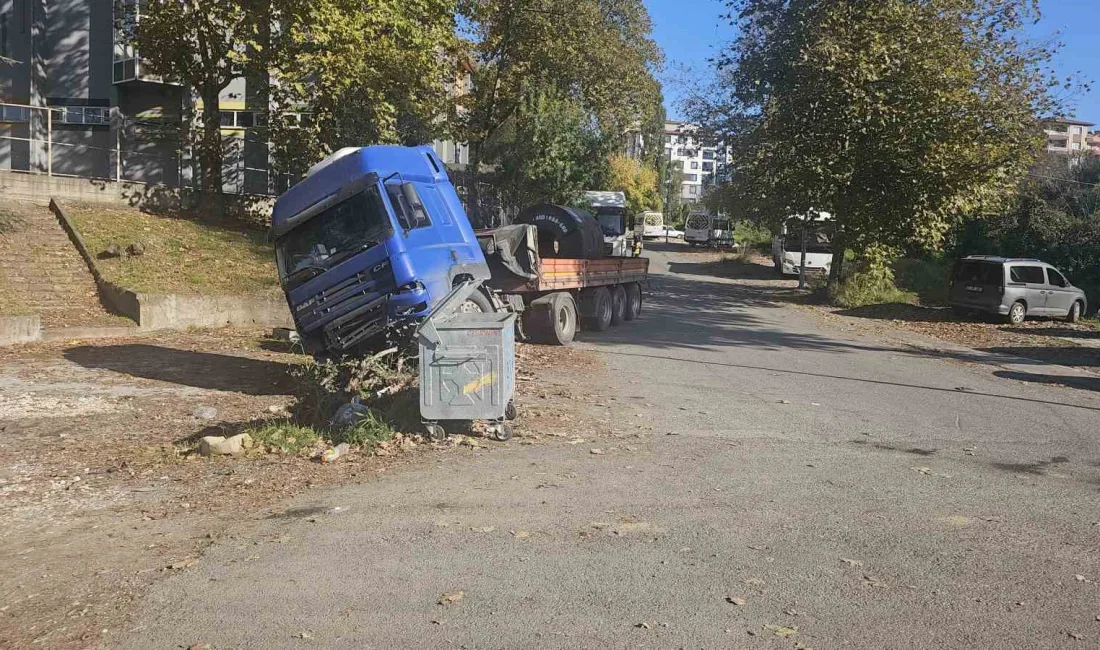 ÇELİK SAÇ YÜKLÜ TIR