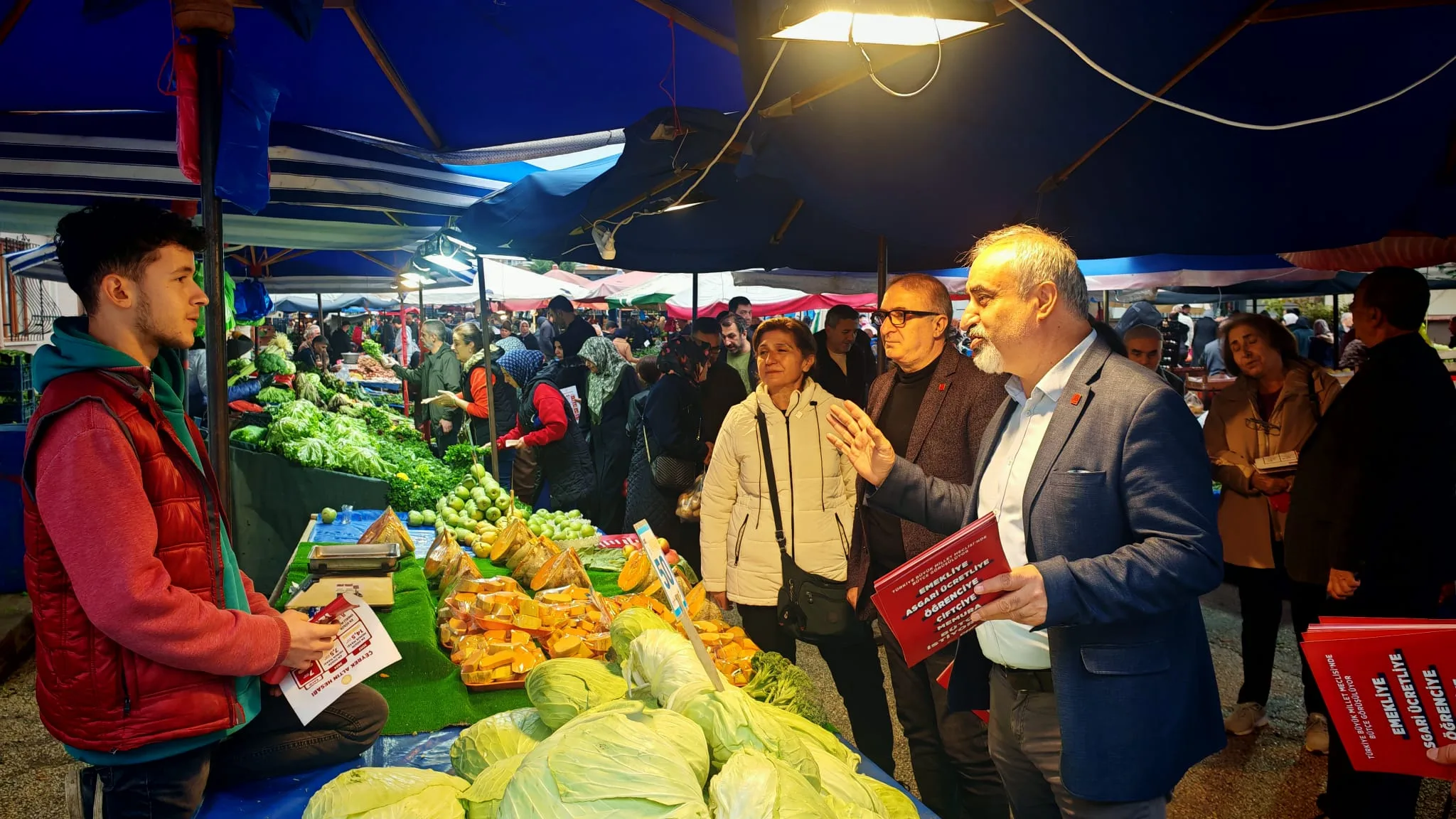 CHP İnegöl İlçe Örgütü’nden Asgari Ücret İçin Saha Çalışması: “OTUZ! Bunun Altında YOKUZ!”