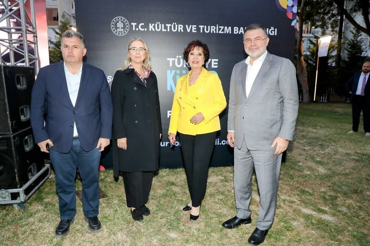 AK Partili Saygılı: “Kültür Yolu Festivali ile halkımıza sanatın her rengini sunduk’’