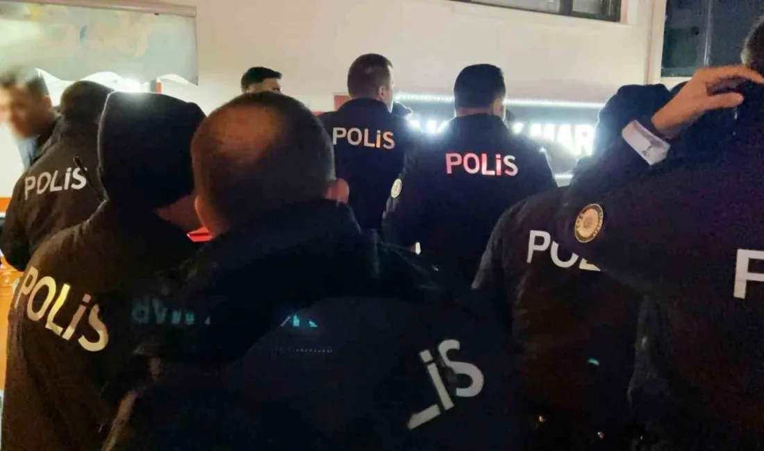 AKSARAY’DA ARALARINDA TARTIŞAN 5