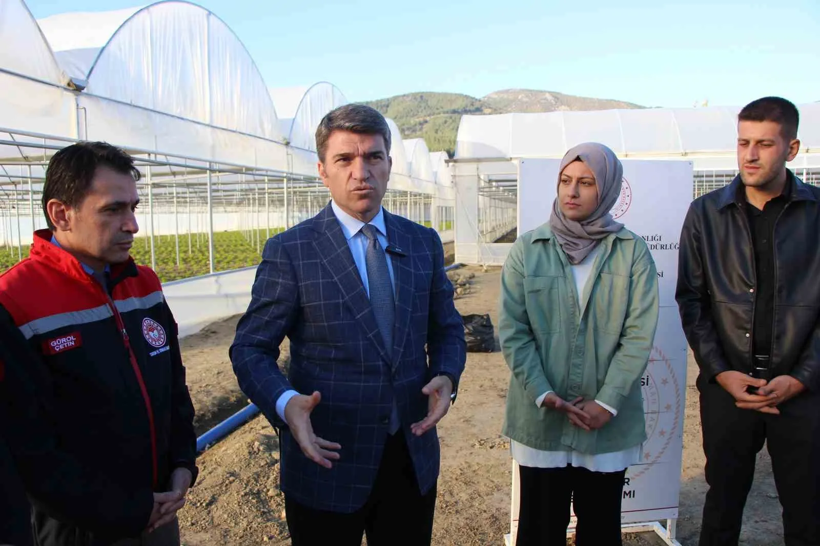 Amasya Valisi Bakan, Yeşilırmak kıyısına dökülen soğan ve patlıcanlarla ilgili konuştu: “Yazık günah, bu milli servet”