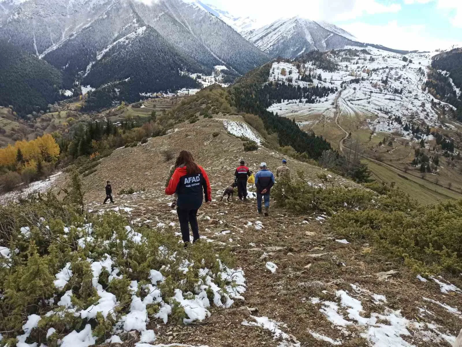 Artvin’de kayıp işçiyi arama çalışmaları sürüyor