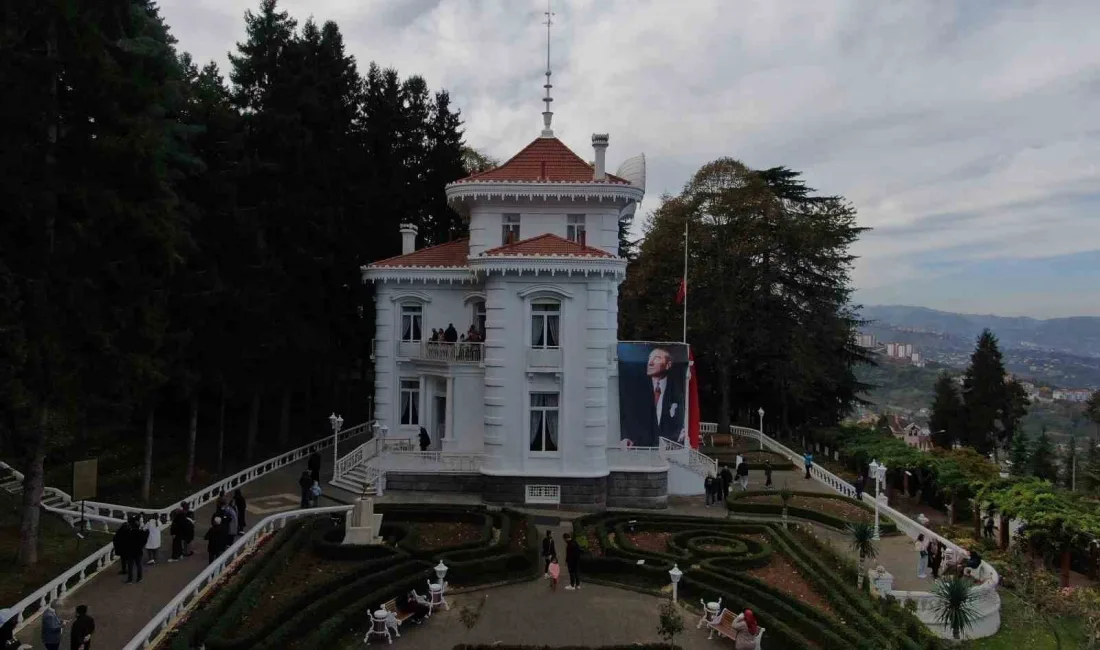 TRABZON'DA GAZİ MUSTAFA KEMAL